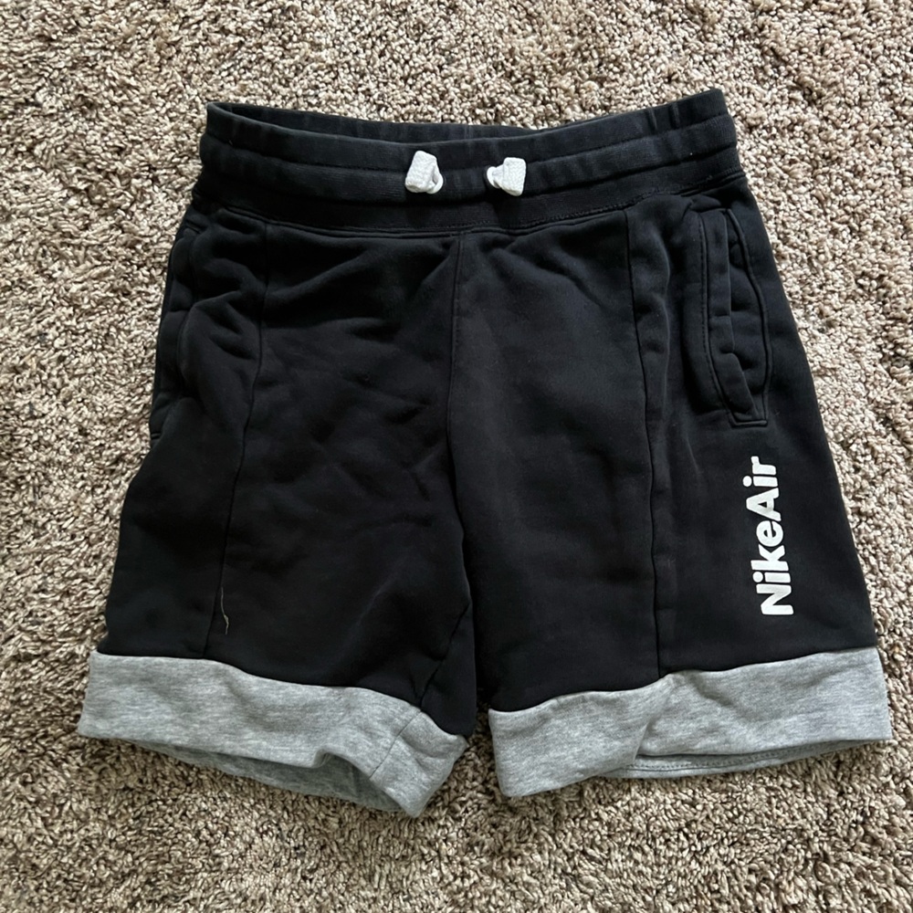 Youth Boys Nike shorts